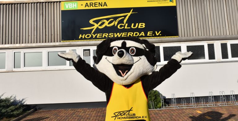 SC Baer vor VBH Arena 768x390